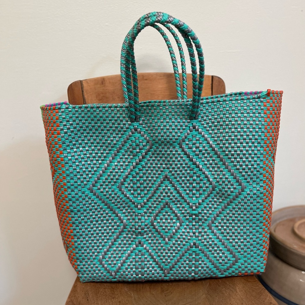 Unique bright color woven plastic tote - for the farmers market or the beach!
